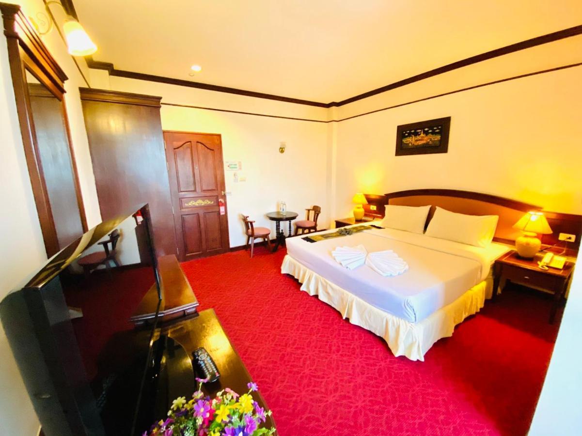 Crystal Hotel Krabi Ban Khlong Chi Lat Exteriör bild