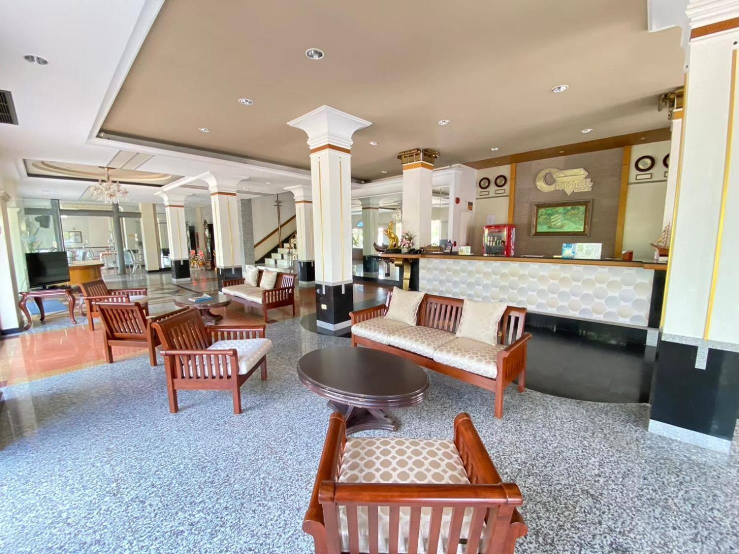 Crystal Hotel Krabi Ban Khlong Chi Lat Exteriör bild