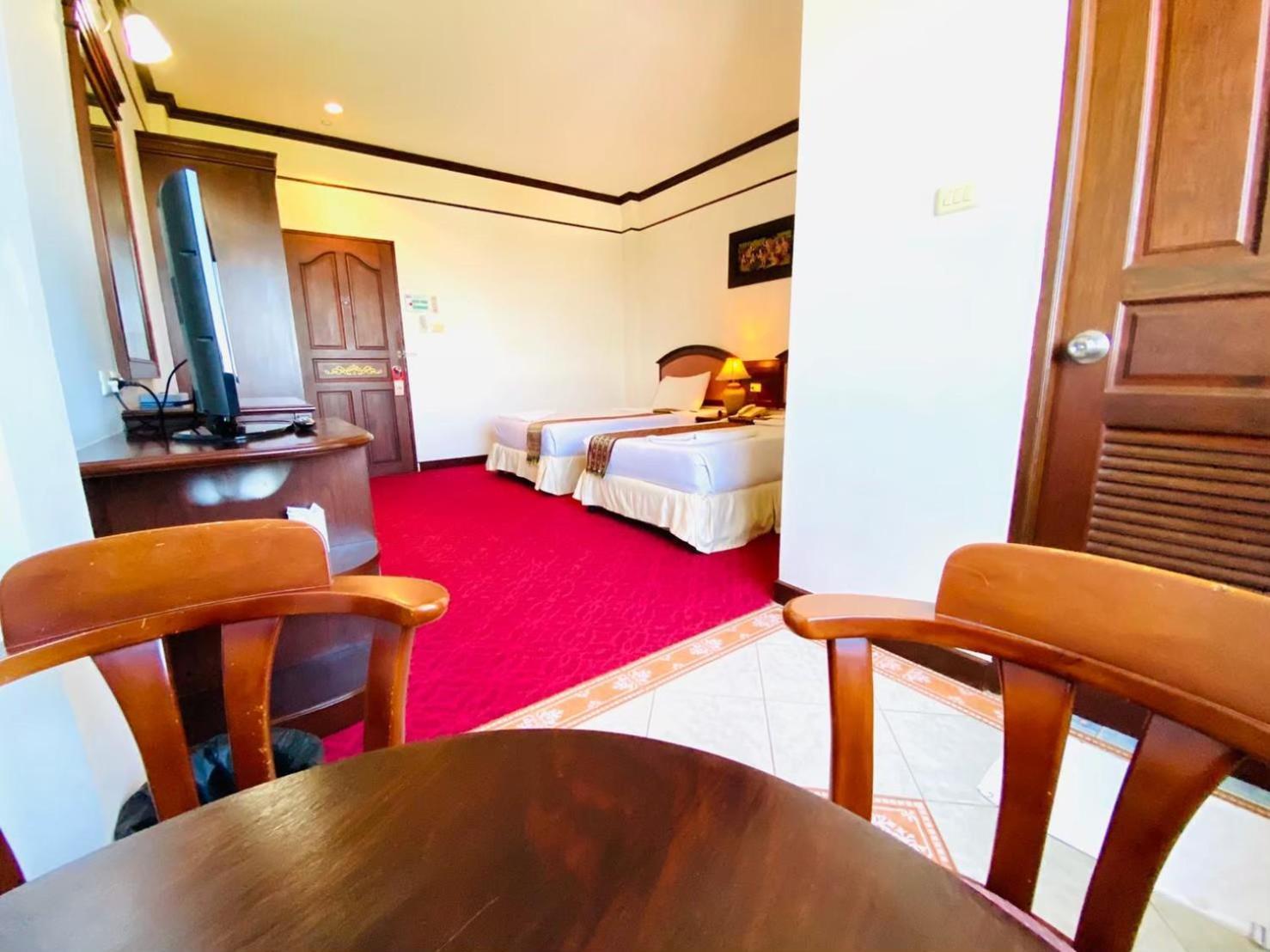 Crystal Hotel Krabi Ban Khlong Chi Lat Exteriör bild