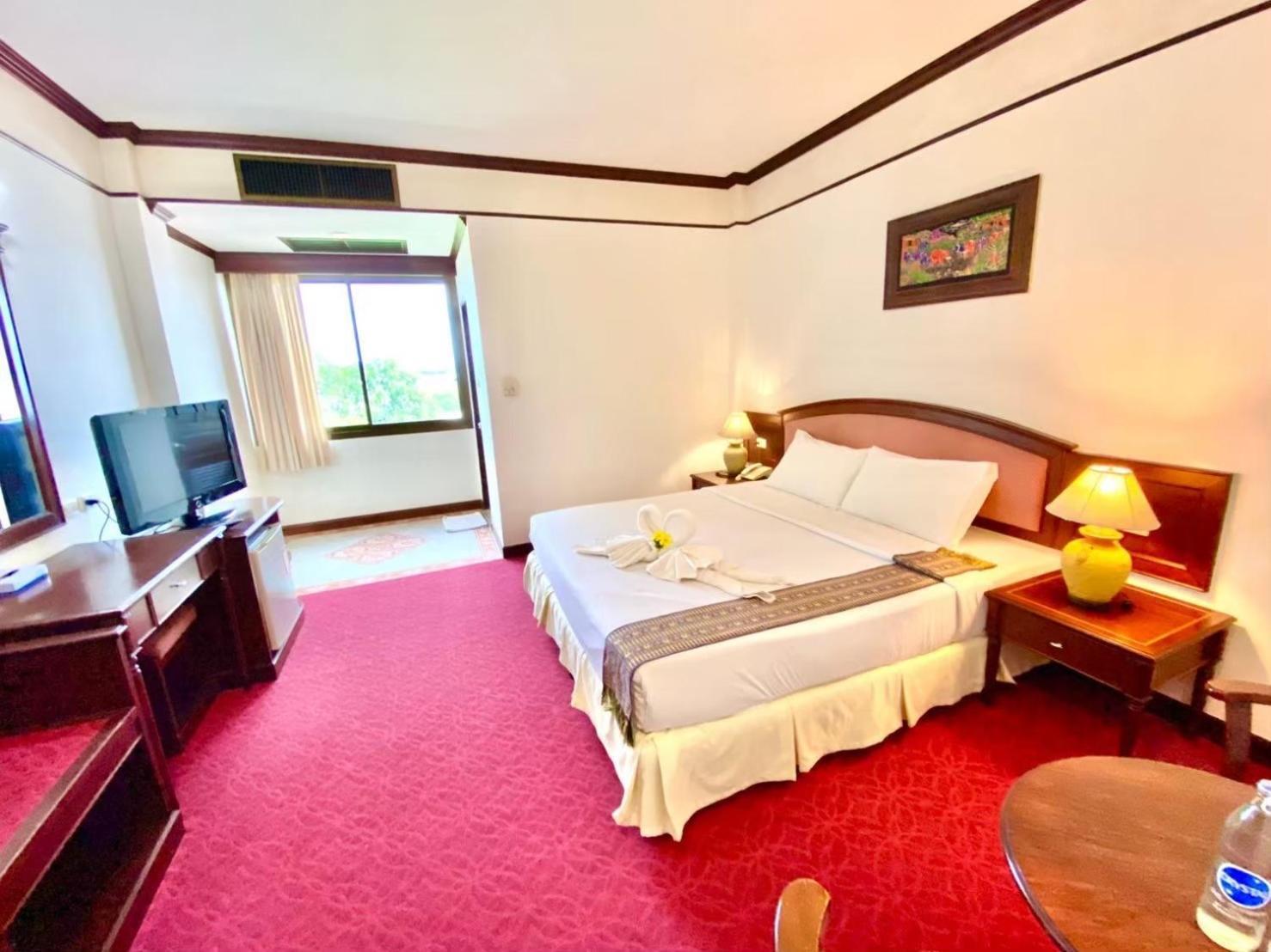 Crystal Hotel Krabi Ban Khlong Chi Lat Exteriör bild