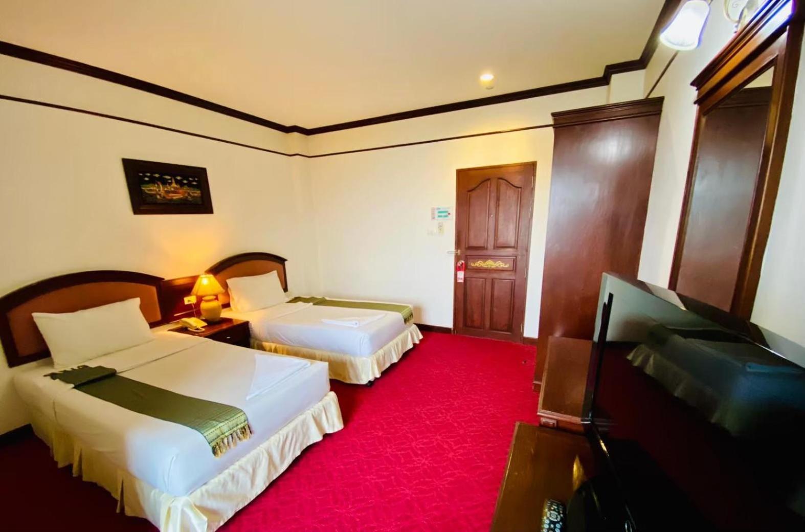Crystal Hotel Krabi Ban Khlong Chi Lat Exteriör bild